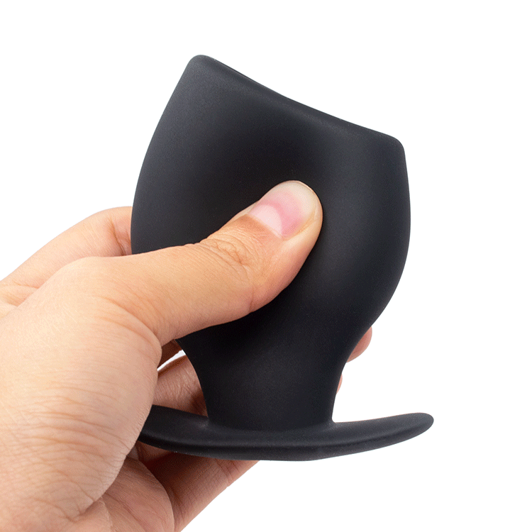 goblet-hollow-butt-plug-3-sizes-7