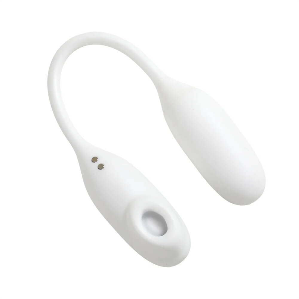 magic-suitcase-clit-sucker-and-vibrator-white-4