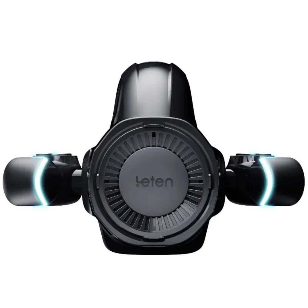 Bermuda-Sucking-Thrusting-Male-Masturbator