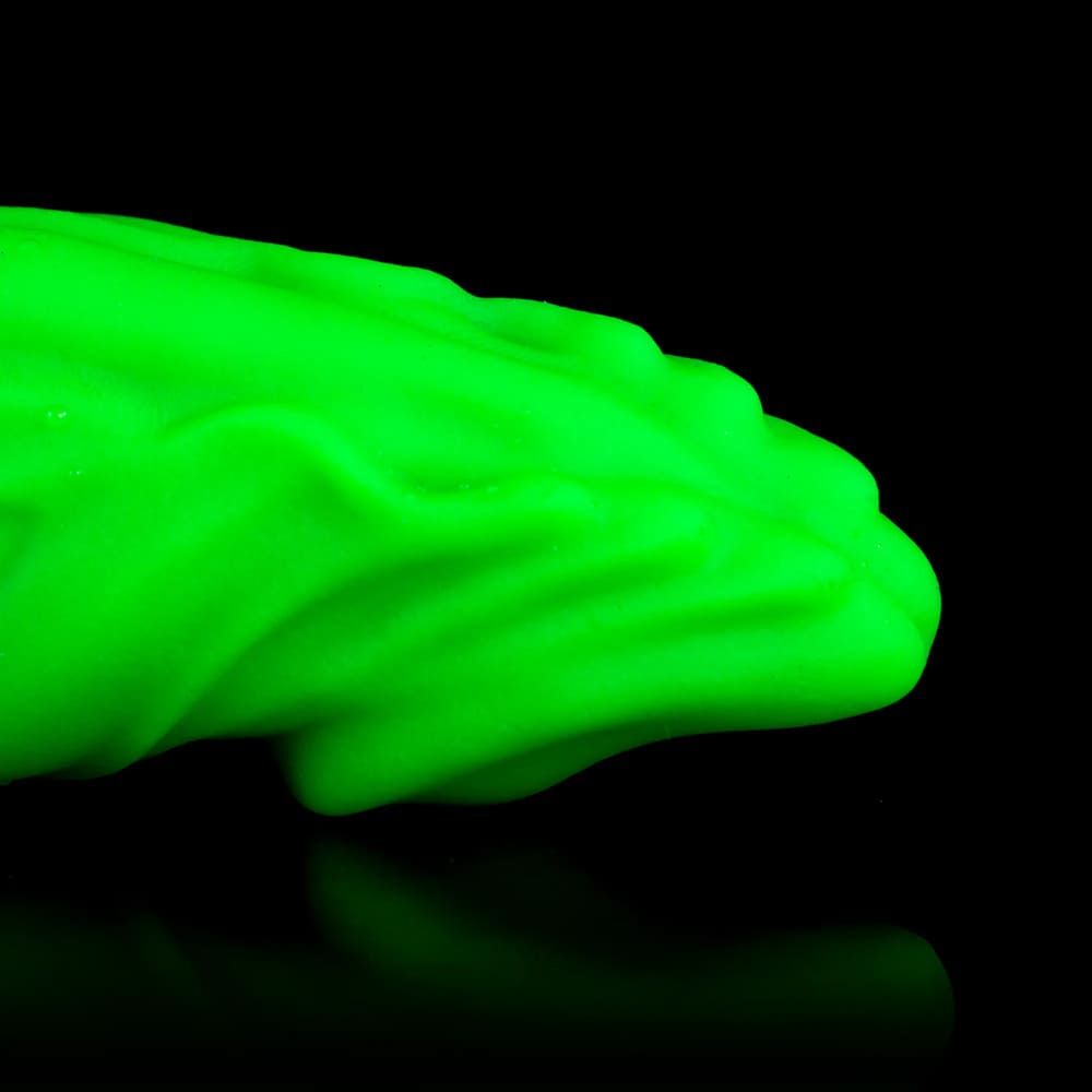 Tyrant-Alien-Ribbed-Fantasy-Dildo